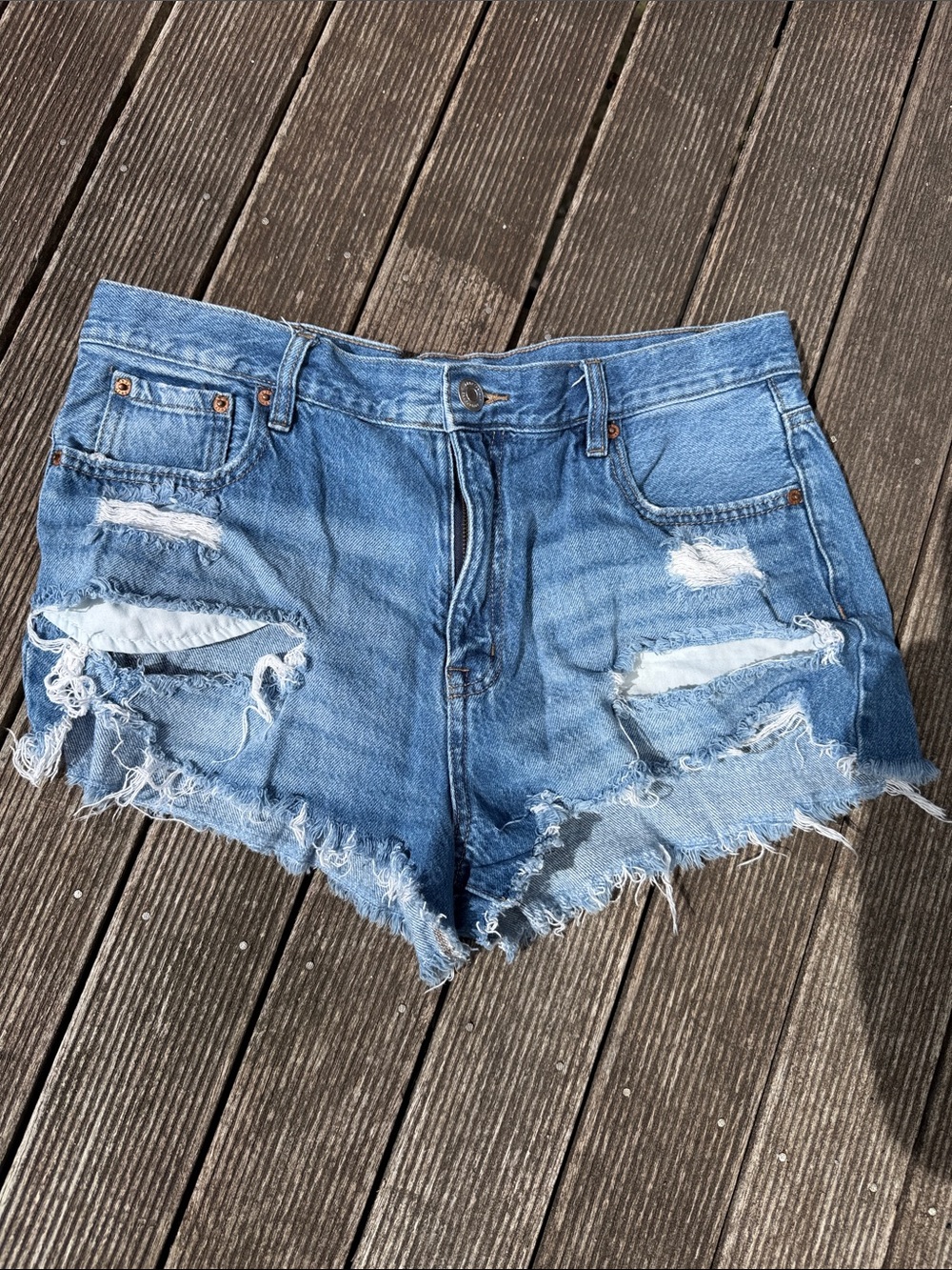 Distressed Blue Aeropostale Denim Women's - Vintage High Rise Shorty Shorts